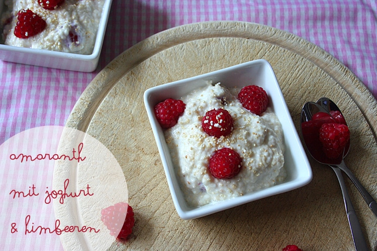 Amaranth mit Joghurt und Himbeeren