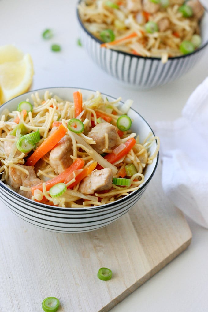 Philippinische Bratnudeln Pancit. Schnell, einfach und verdammt lecker - Kochkarussell.com