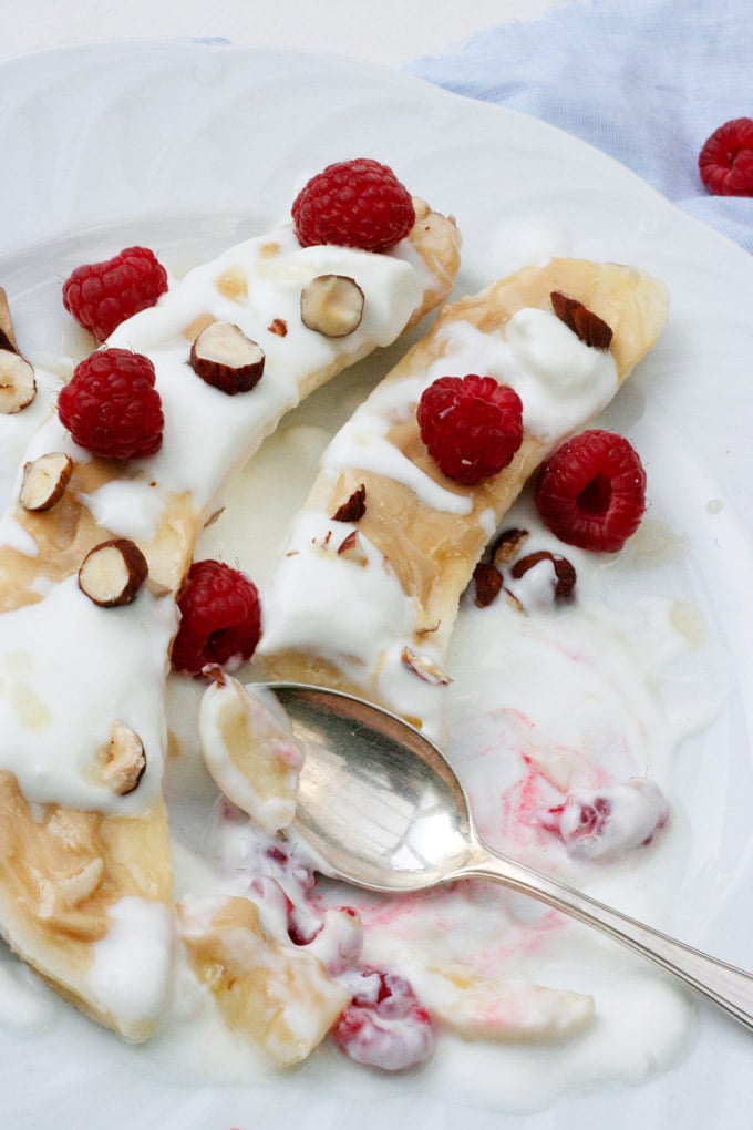 10 eiskalte Erfrischungen für heiße Tage - 5-Minuten gesundes Bananensplit - Kochkarussell.com 10 eiskalte Erfrischungen für heiße Tage - 5-Minuten gesundes Bananensplit - Kochkarussell.com