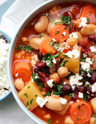 Kichererbsen-Bohnen-Stew mit Tomaten und Feta-Rezept