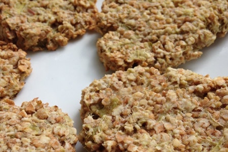 Rhabarber-Kokos-Haferflockenkekse