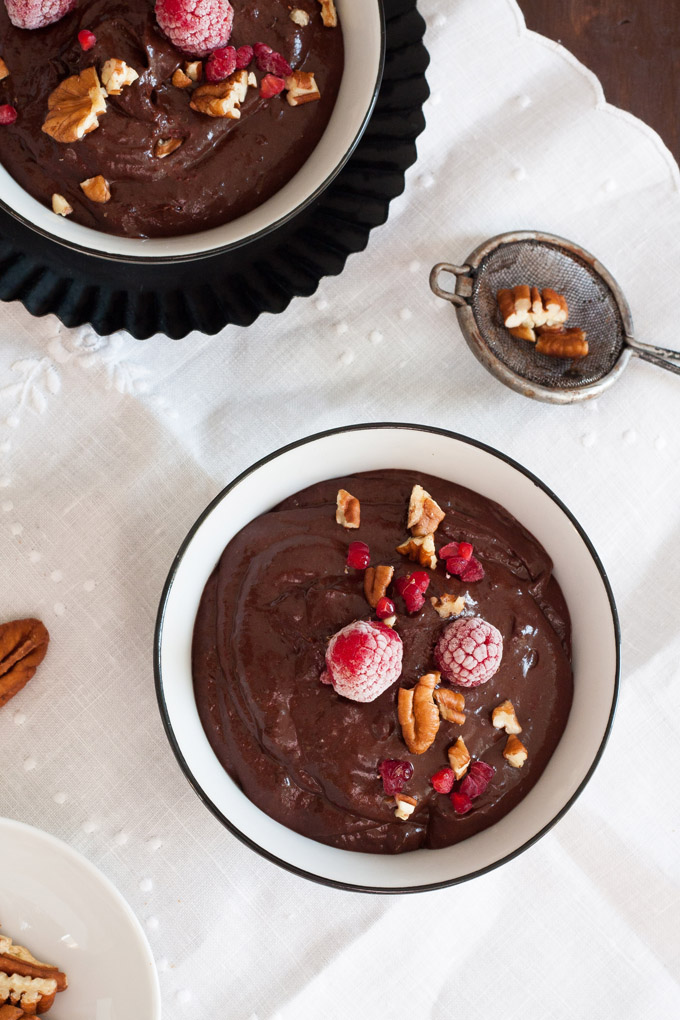 Cremigster Schokopudding aus 3 Zutaten. Gesund und oberköstlich - kochkarussell.com Cremigster Schokopudding aus 3 Zutaten. Gesund und oberköstlich - kochkarussell.com