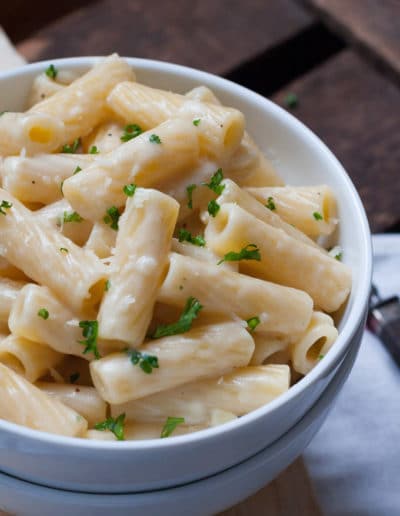 15- Minuten Cremige Knoblauch-Pasta