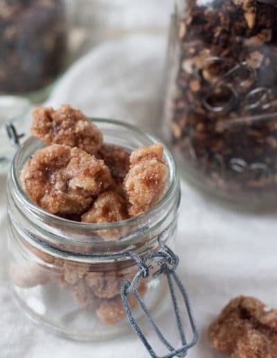 Selbstgemachte gebrannte Walnüsse mit Zimt. Super lecker und schnell gemacht - Kochkarussell.comSelbstgemachte gebrannte Walnüsse mit Zimt. Super lecker und schnell gemacht - Kochkarussell.com