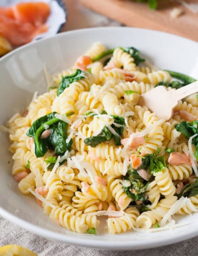 One Pot Pasta mit Spinat und Räucherlachs-Rezept