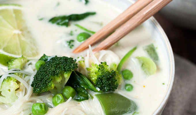 20 Minuten Thai Green Curry Soup - Kochkarussell.com 20 Minuten Thai Green Curry Soup - Kochkarussell.com