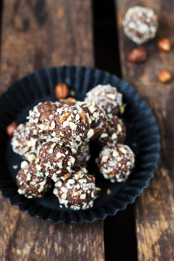 Einfache Schoko-Haselnuss Energy Bites Schoko-Haselnuss Energy Bites 1