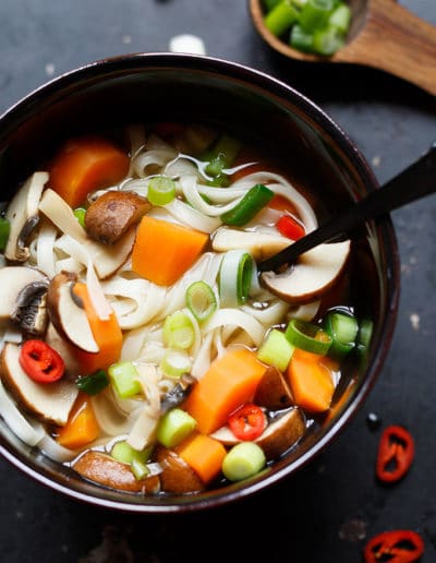 Asia-Nudelsuppe-schnell-und-einfach-1