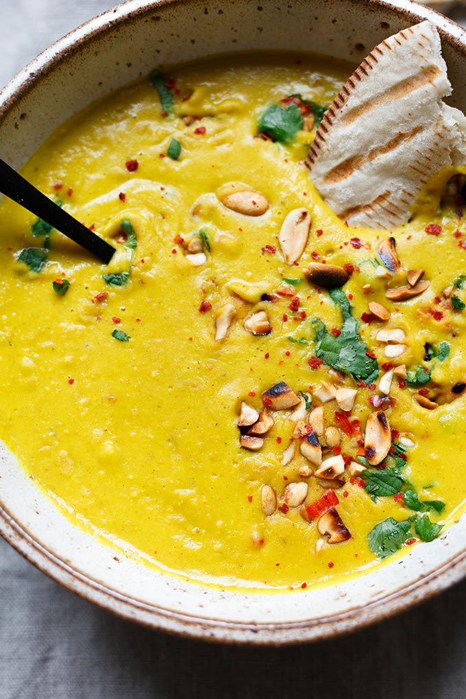Werbung. Goldene Kokos-Linsensuppe. Dieses einfache 30-Minuten Rezept ist gesund und SO lecker - Kochkarussell.com Werbung. Goldene Kokos-Linsensuppe. Dieses einfache 30-Minuten Rezept ist gesund und SO lecker - Kochkarussell.com