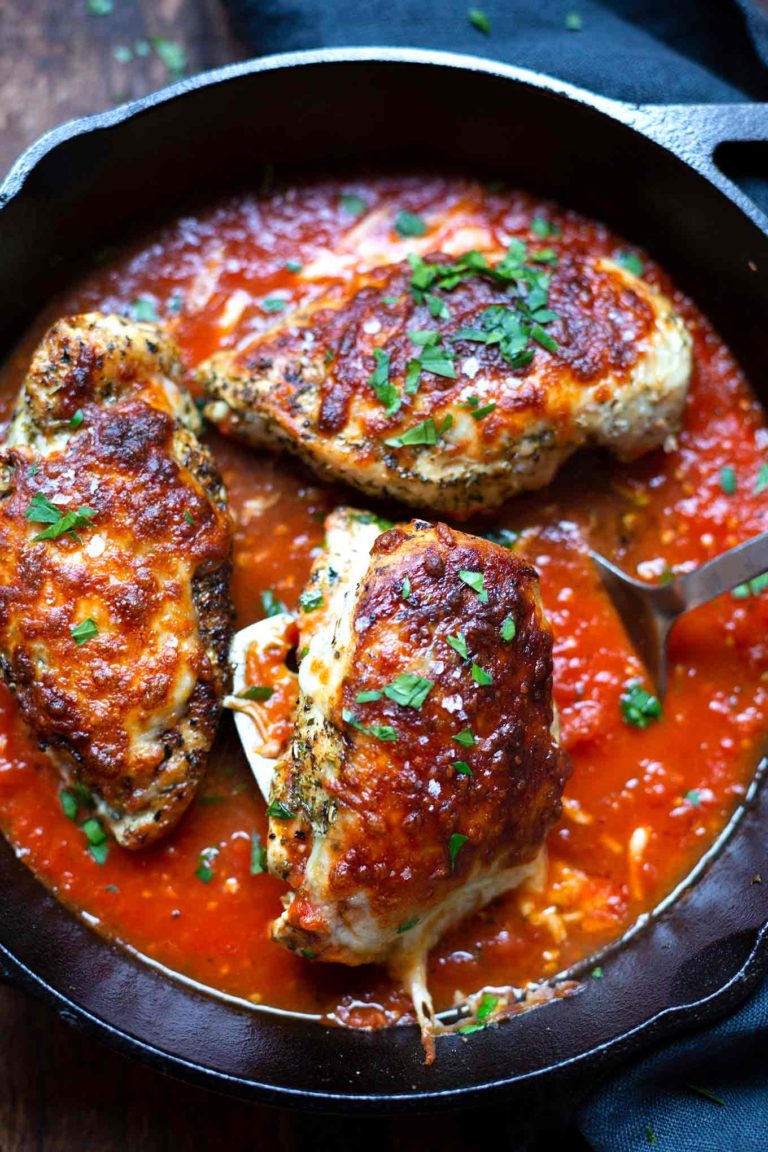 Mozzarella-Hähnchen-mit-Tomatensauce-1