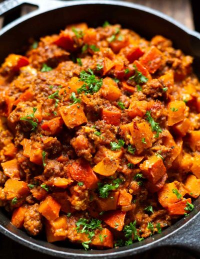 Kürbis-Hackfleisch-Pfanne-mit-Feta-1