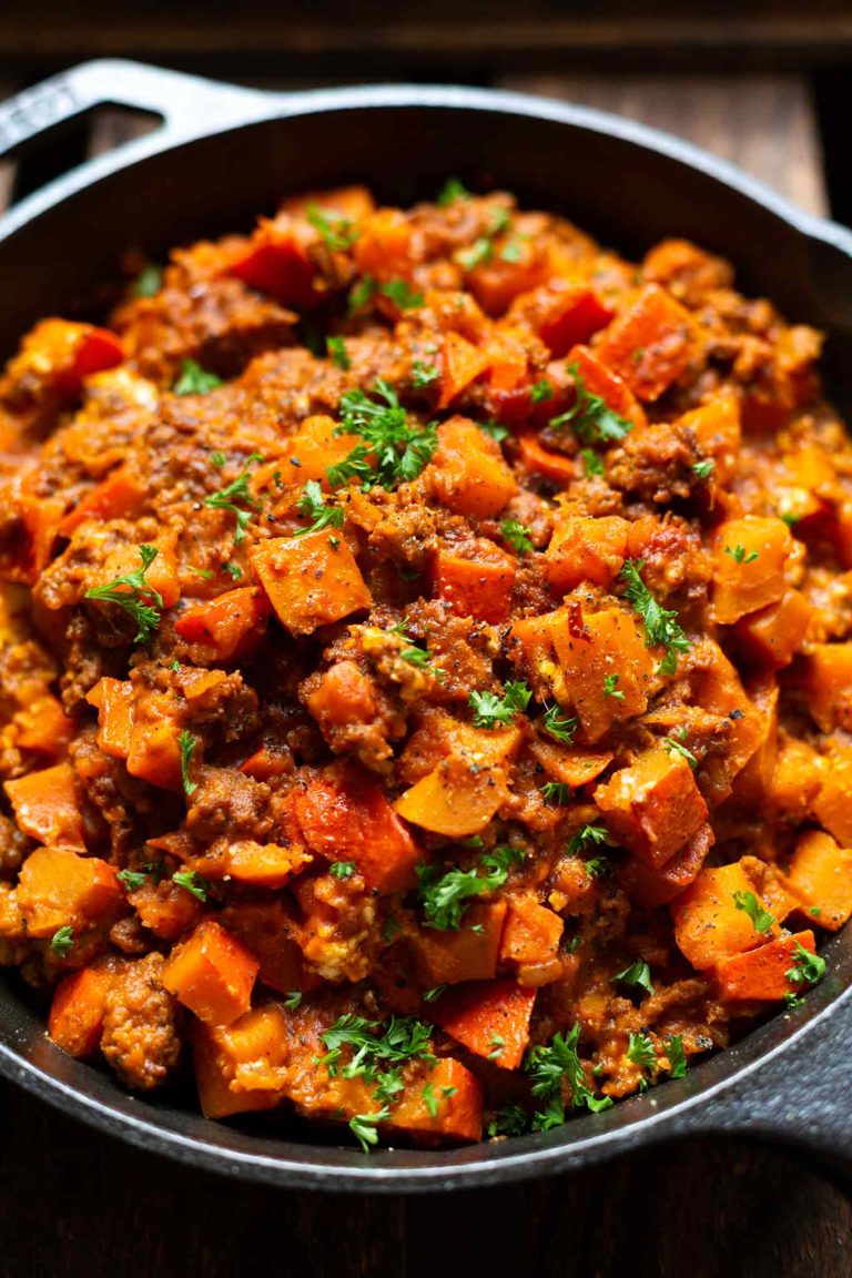 Kürbis-Hackfleisch-Pfanne-mit-Feta-1