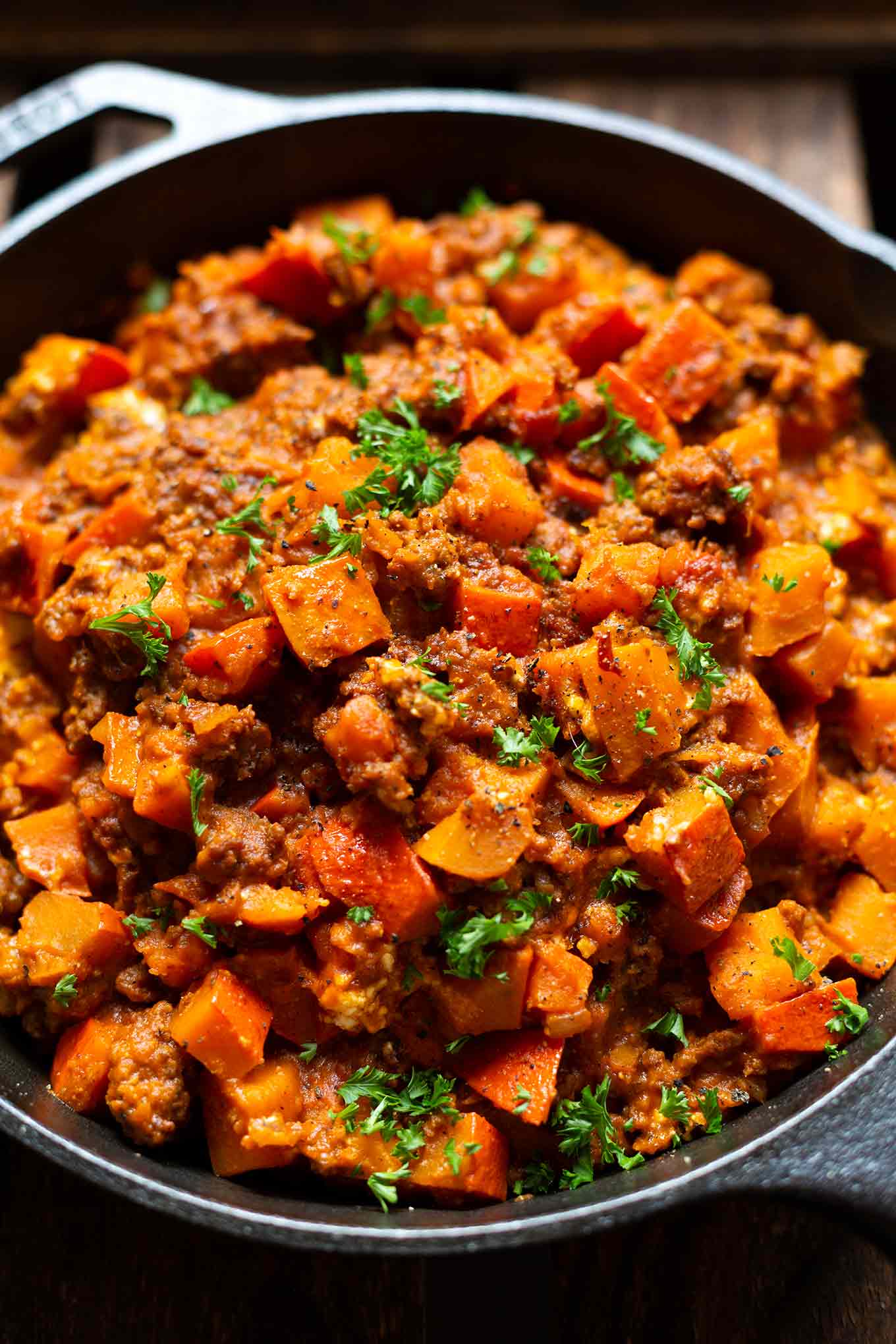 11 schnelle und einfache Kürbis-Rezepte: Kürbis-Hackfleisch-Pfanne mit Feta.Kochkarussell - dein Foodblog für schnelle und einfache Feierabendküche. 