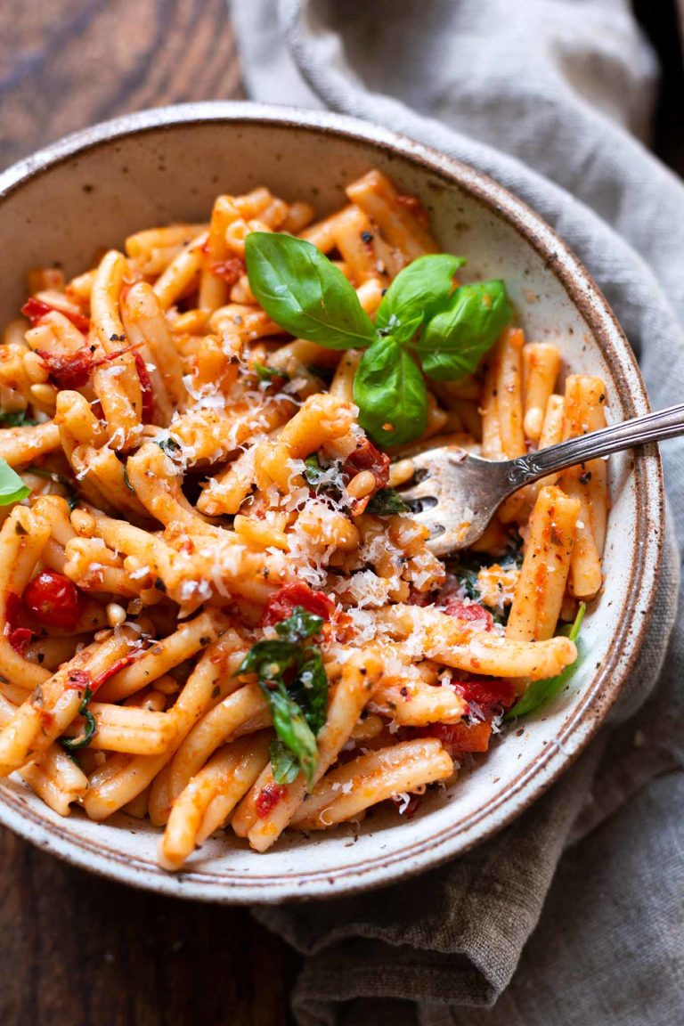 One-Pot-Pasta-mitPesto-und-getrockneten-Tomaten-4