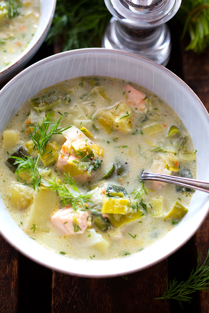 Schwedische-Sommersuppe-mit-Lachs-1