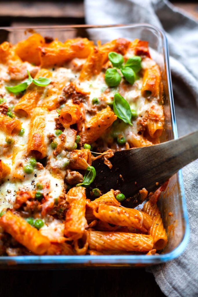 Rigatoni-al-Forno-in-Auflaufform