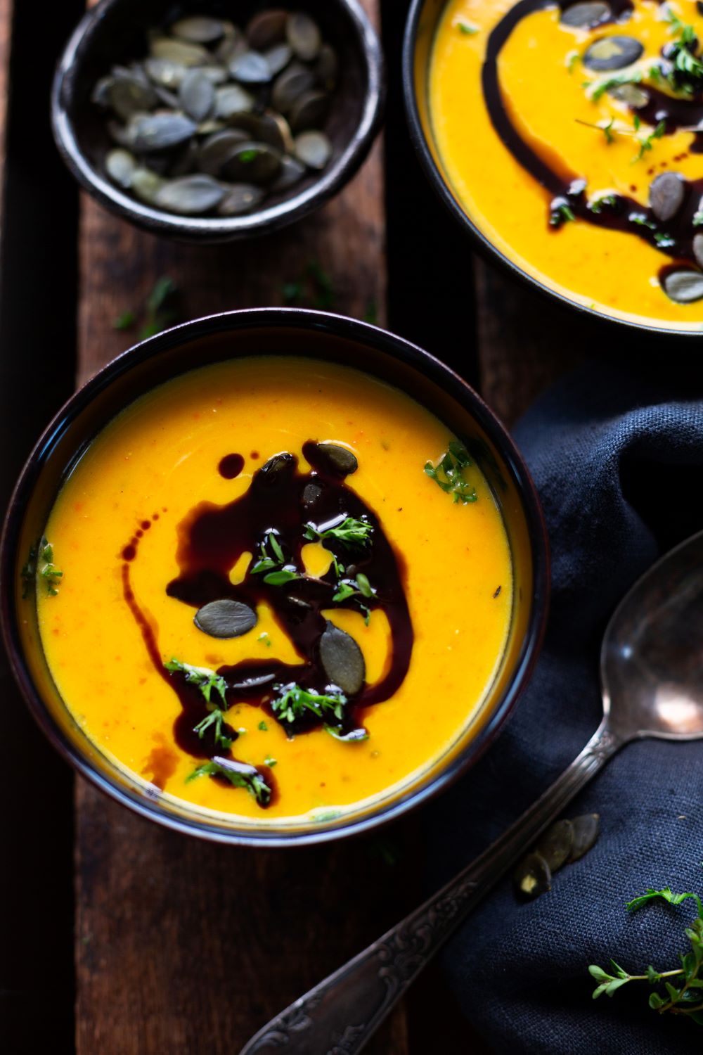 Gesunder Feierabend leicht gemacht-27 Rezept: Bester Lotti-Karotti-Dip mit Laugenbrötchen - Frühstück & Snacks eBook - Kochkarussell